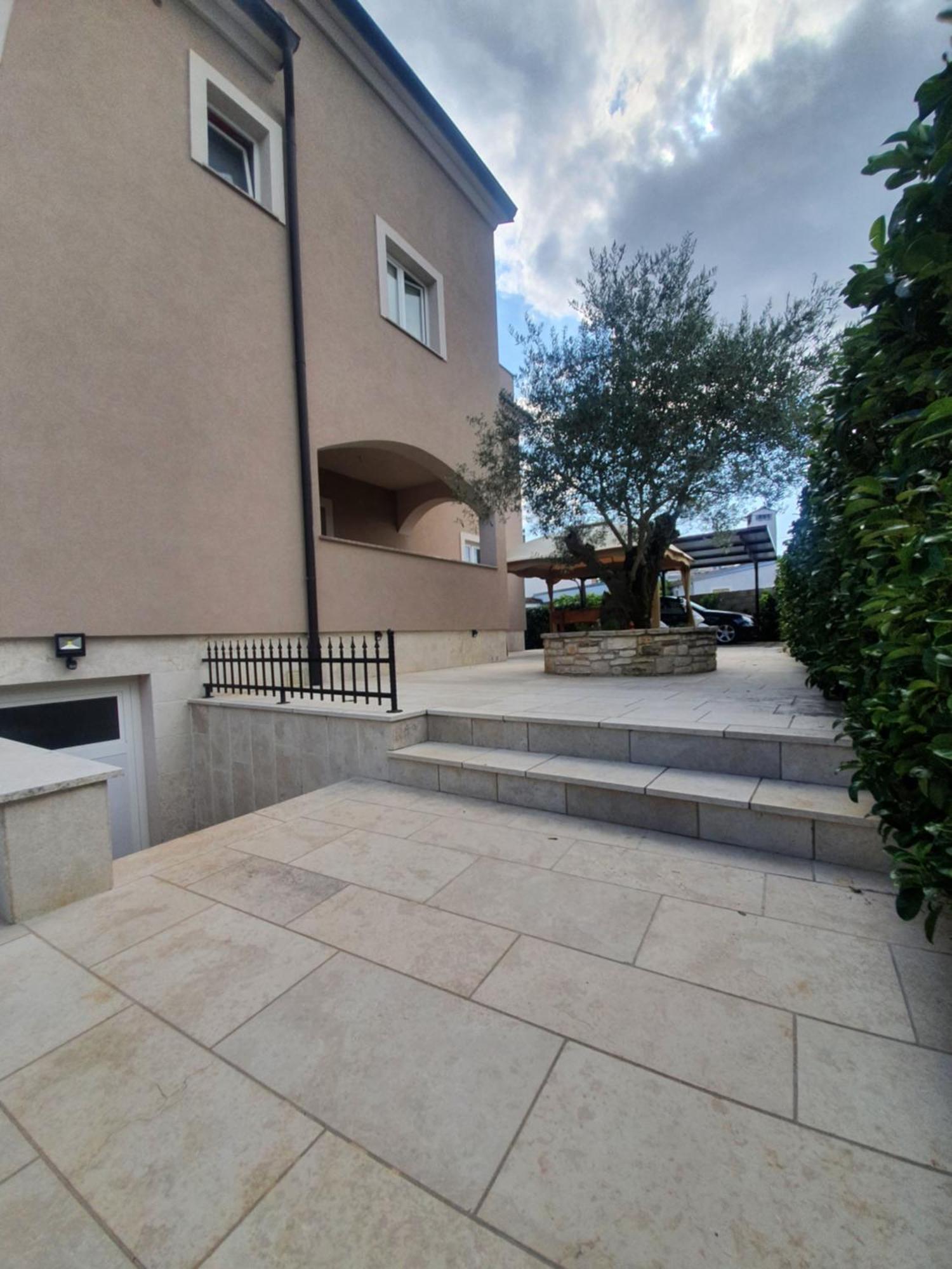 Apartment And Room Marlen Rovinjsko Selo Dış mekan fotoğraf